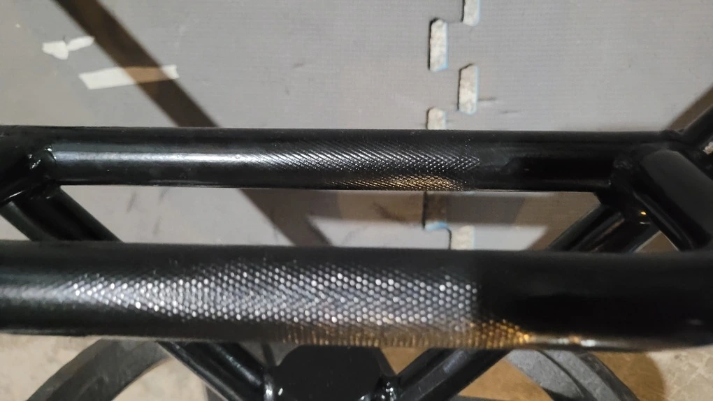 A pic of the knurling on the iFast hex bar